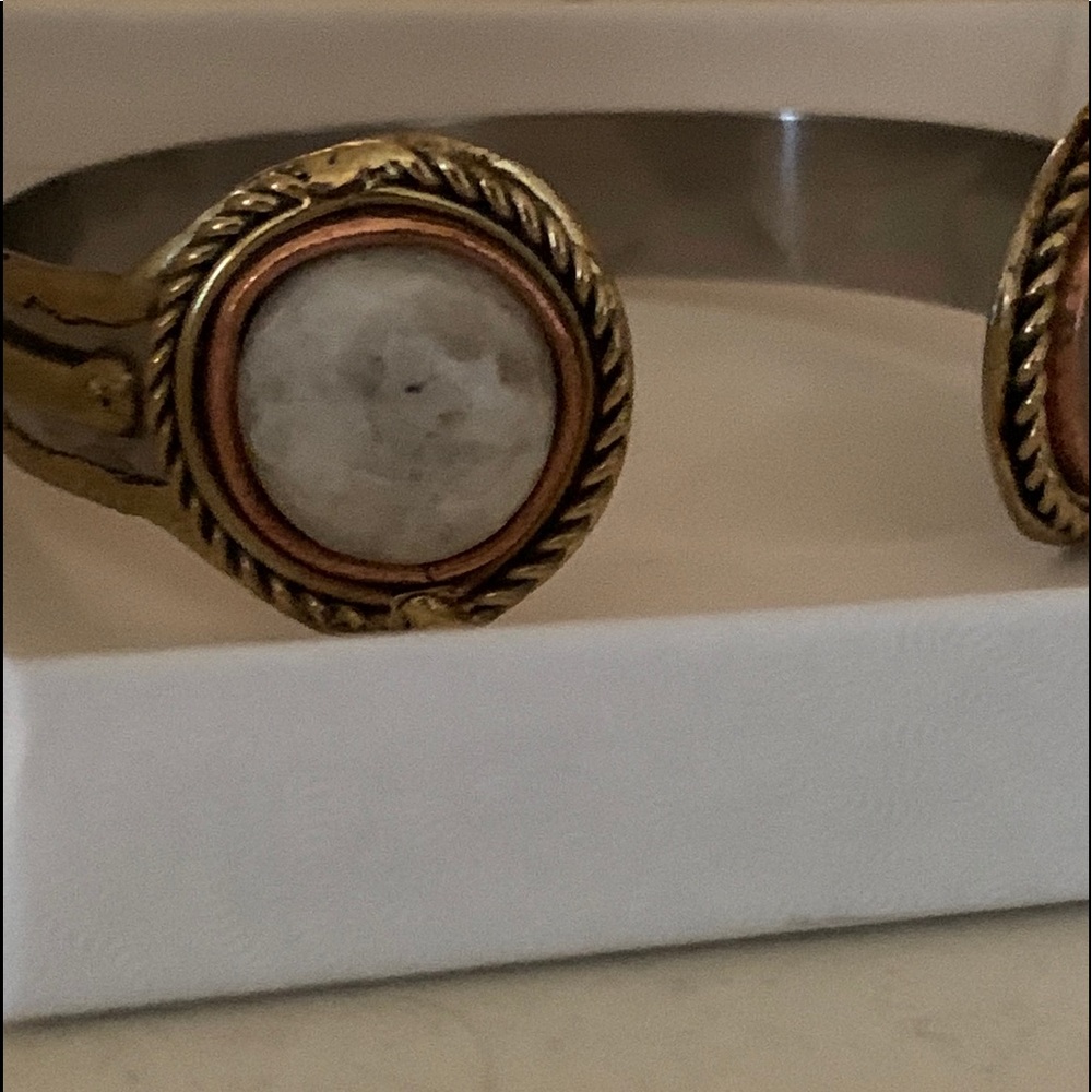 Bracelet - Picture 4 of 4